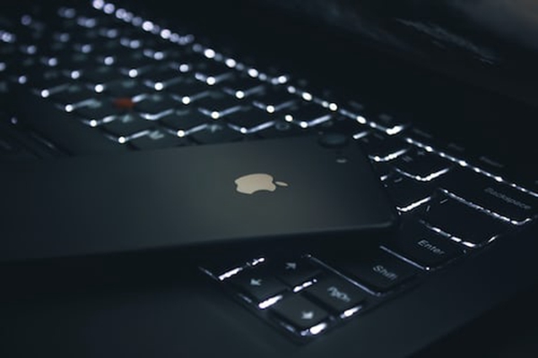 抖音评论过的视频会推荐给好友吗 算法机制与影响解析